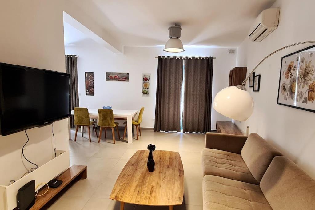 Cozy Inside.City & Beach Outside Sliema Exterior foto