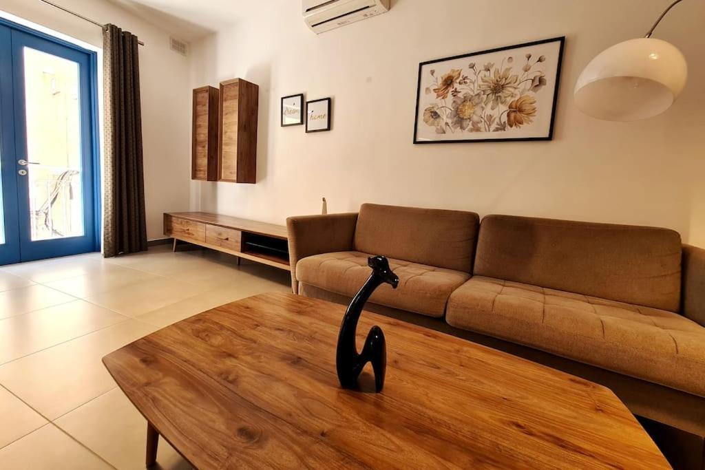 Cozy Inside.City & Beach Outside Sliema Exterior foto